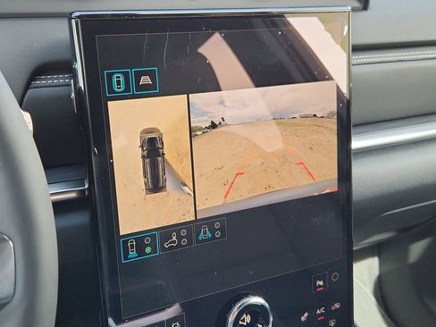 New 2026 GMC Terrain Elevation AWD/4WD image 16