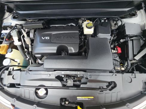 Used 2020 Nissan Pathfinder SV FWD image 7