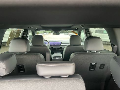 Used 2026 Buick Enclave Sport Touring w/ Super Cruise Package FWD image 23