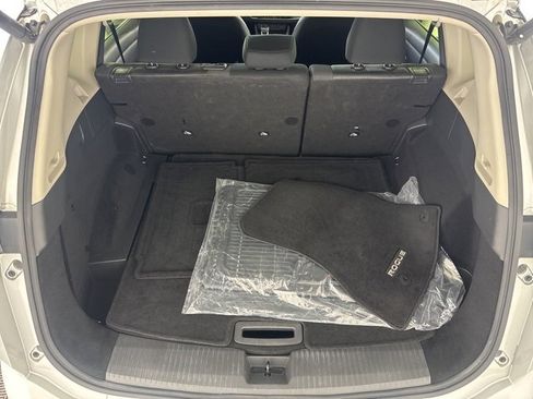 Certified 2024 Nissan Rogue SV image 23