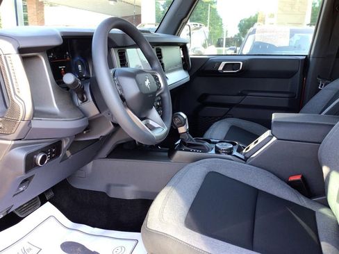 New 2025 Ford Bronco 4-Door w/ Sasquatch Package image 15