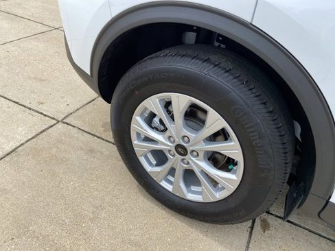Used 2025 Ford Escape Active AWD/4WD image 31