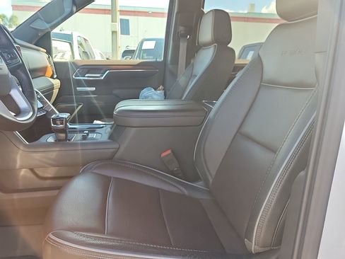 Used 2024 GMC Sierra 1500 Denali w/ Technology Package image 26