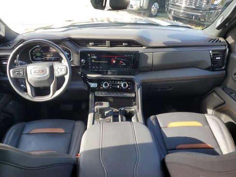 Used 2024 GMC Sierra 1500 AT4 w/ Technology Package image 16