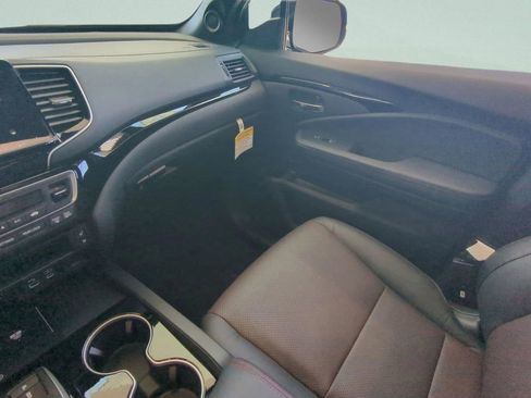 New 2026 Honda Ridgeline Black Edition image 16