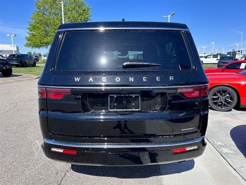 New 2024 Jeep Wagoneer L Series III w/ Premium Group I image 5