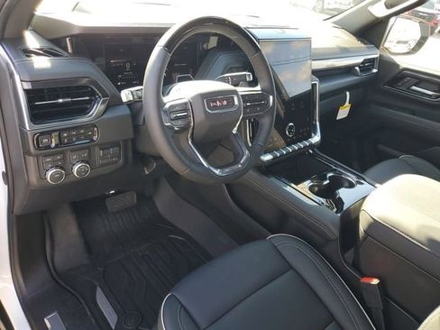 New 2026 GMC Yukon Elevation image 6