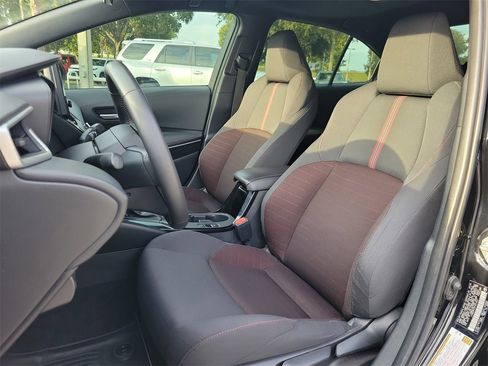 Used 2023 Toyota Corolla SE image 16