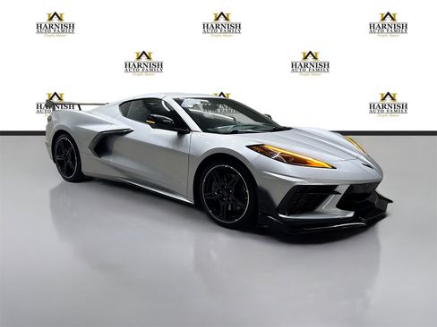 Used 2020 Chevrolet Corvette Stingray Premium Cpe w/ 3LT image 3