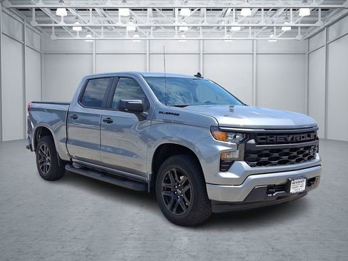 Certified 2024 Chevrolet Silverado 1500 Custom w/ Turbomax Blackout Package AWD/4WD image 4