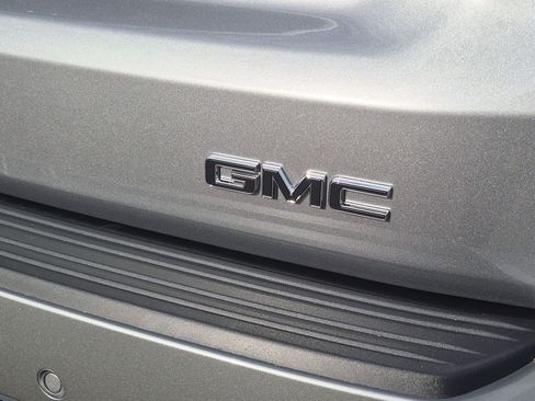 New 2026 GMC Yukon XL Denali Ultimate AWD/4WD image 32