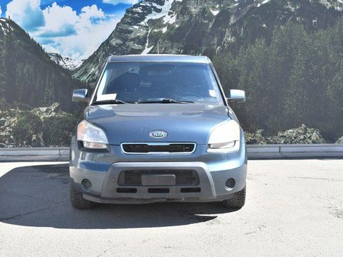 Used 2011 Kia Soul + image 5