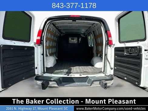 Used 2023 GMC Savana 2500 w/ Driver Convenience Package RWD image 22