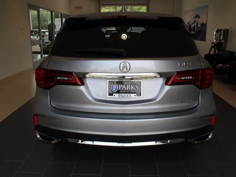 Used 2017 Acura MDX SH-AWD w/ Technology Package image 29