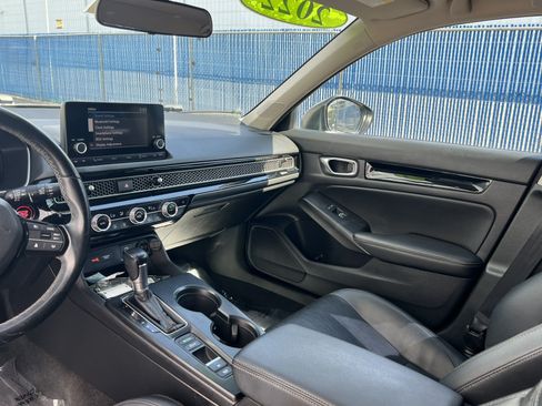 Used 2022 Honda Civic EX-L image 18