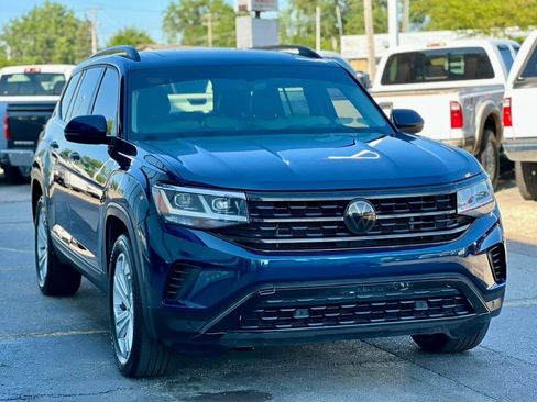 Used 2021 Volkswagen Atlas SE w/ Panoramic Sunroof Package FWD image 6