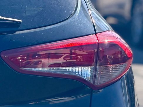 Used 2017 Hyundai Tucson SE image 5