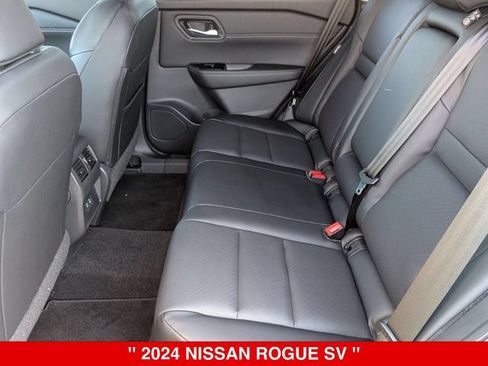 Certified 2024 Nissan Rogue SV w/ SV Premium Package AWD/4WD image 36