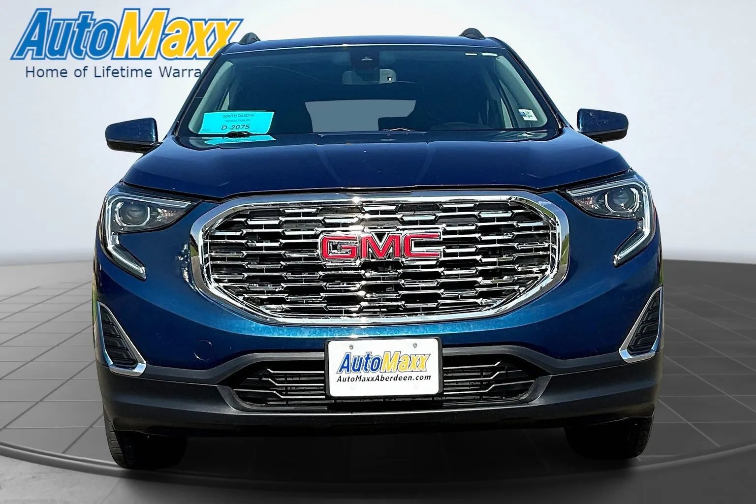 Used 2020 GMC Terrain SLE w/ Driver Convenience Package AWD/4WD image 2