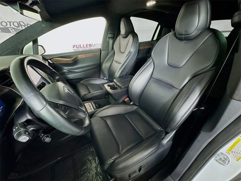 Used 2021 Tesla Model X Long Range image 20