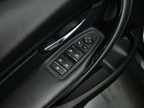 Used 2018 BMW M3 RWD image 52