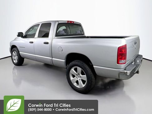 Used 2005 Dodge Ram 1500 Truck SLT image 10