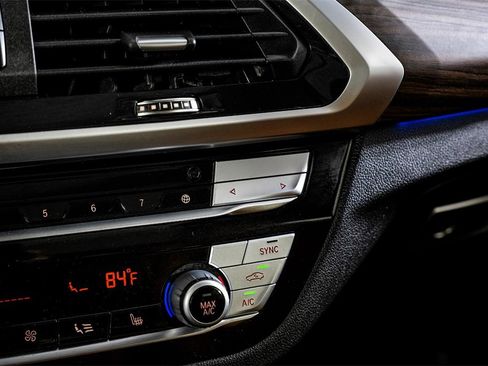 Used 2021 BMW X3 xDrive30e w/ Premium Package image 31