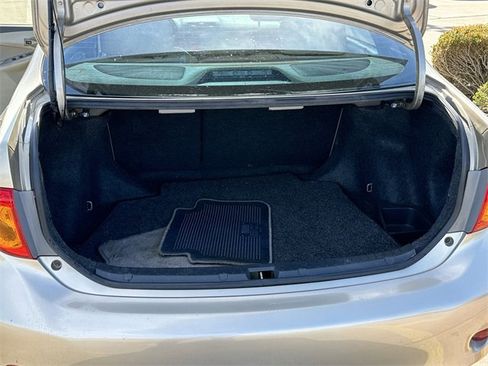 Used 2010 Toyota Corolla LE image 20