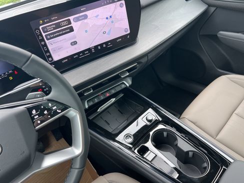 New 2026 Audi Q3 quattro 2.0T AWD/4WD image 15