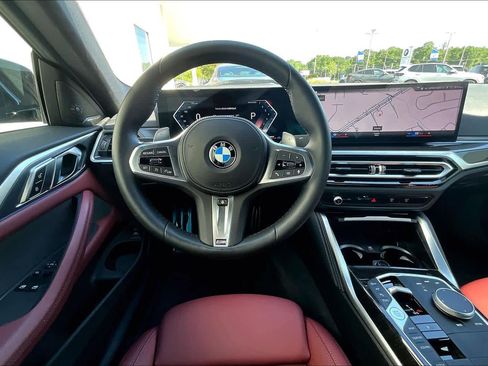 Certified 2024 BMW 430i Coupe w/ M Sport Package RWD image 5