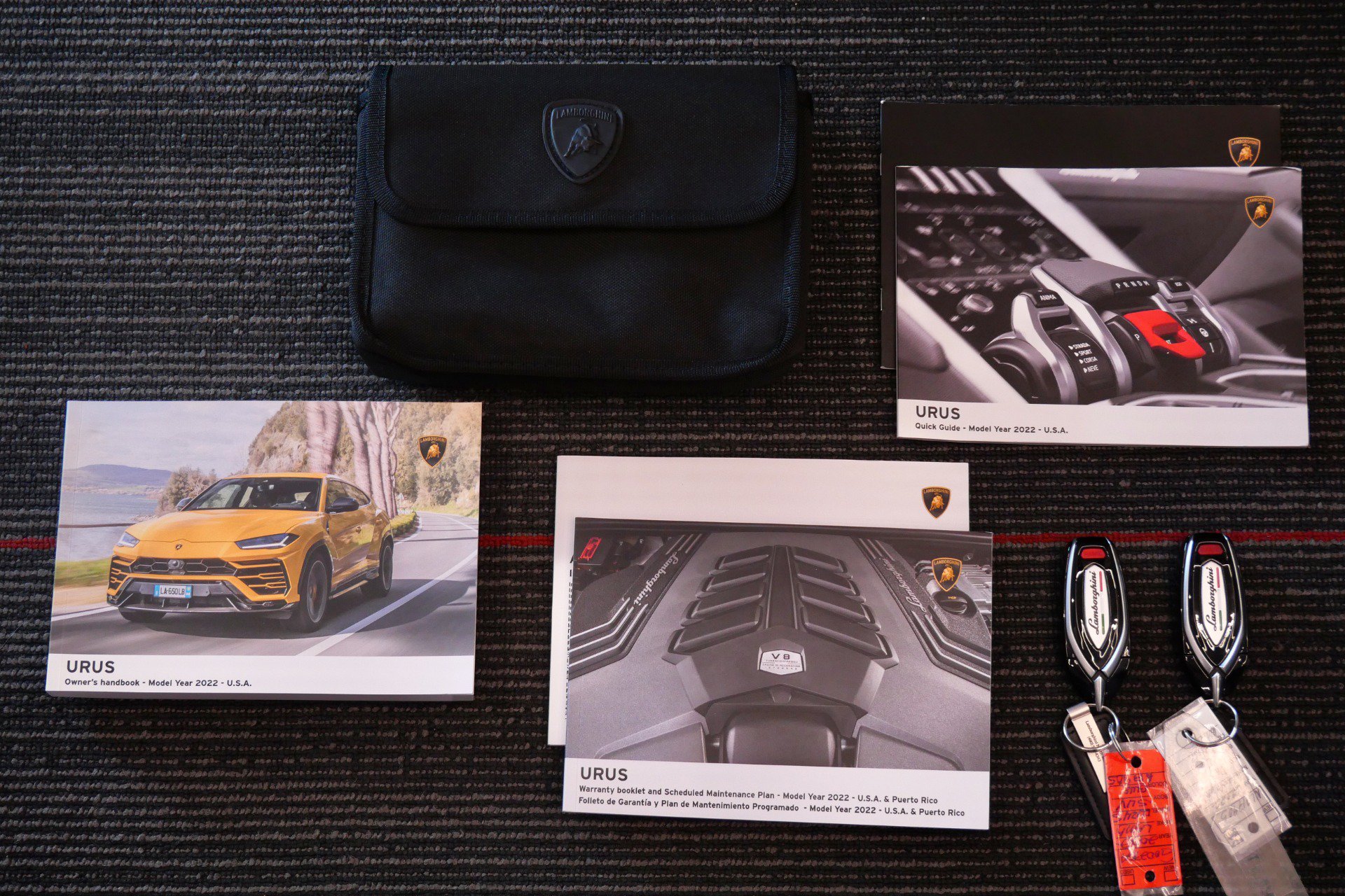 Used 2022 Lamborghini Urus AWD/4WD image 20