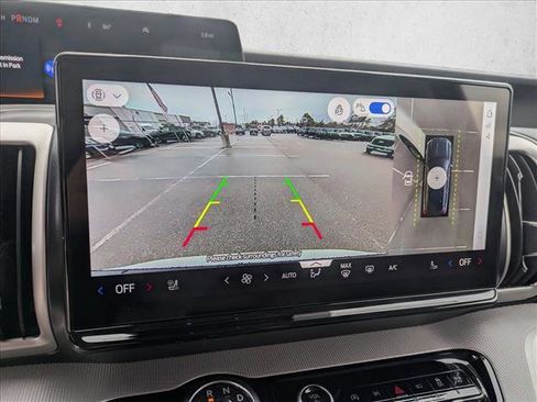 New 2026 Ford Expedition Active image 12