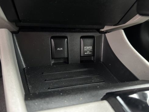 Used 2015 Honda Civic LX image 32