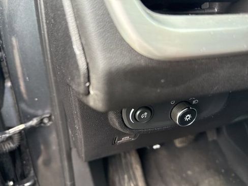 Used 2019 GMC Terrain SLE w/ Driver Convenience Package image 18