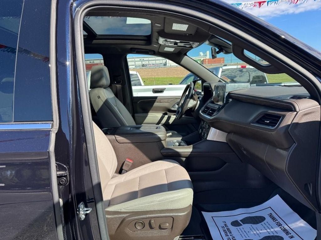Used 2022 Chevrolet Tahoe LT AWD/4WD image 19