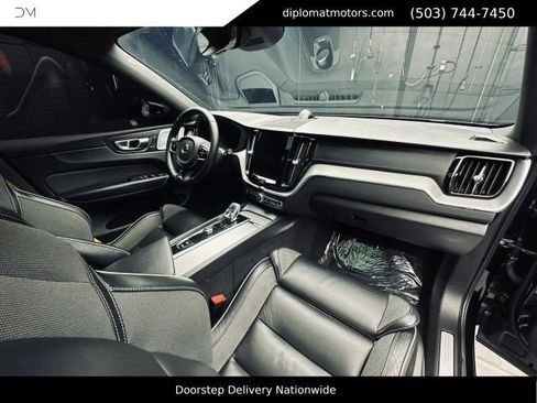 Used 2024 Volvo XC60 T8 Polestar AWD/4WD image 18
