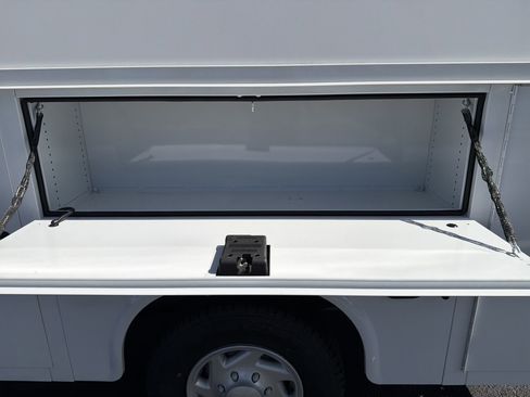 New 2026 Ford E-350 and Econoline 350 Super Duty w/ Power Equipment Group image 24