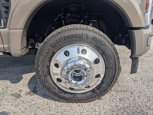 New 2026 Ford F450 Platinum w/ Platinum Plus Package image 12