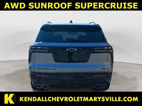 Used 2024 Chevrolet Traverse RS w/ LPO, Floor Liner Package image 4
