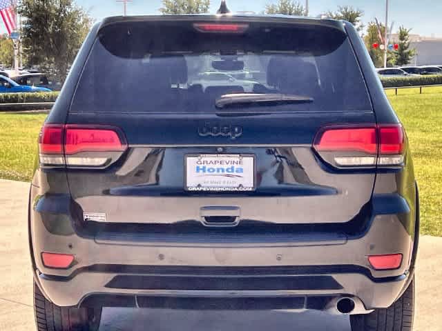 Used 2018 Jeep Grand Cherokee Altitude RWD image 6