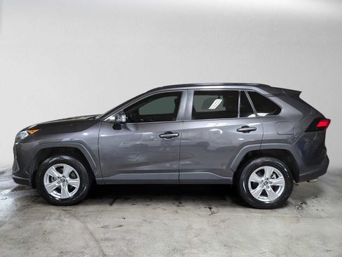 Used 2019 Toyota RAV4 XLE w/ All Weather Liner Package AWD/4WD image 6