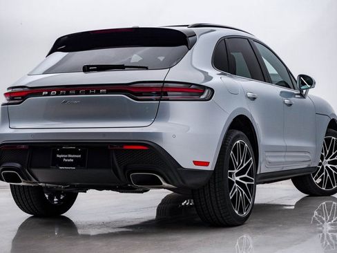 New 2026 Porsche Macan image 11