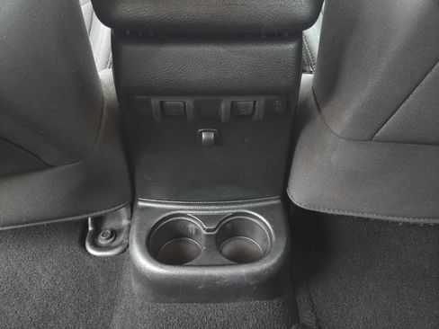 Used 2018 Jeep Wrangler Unlimited Sport S AWD/4WD image 17