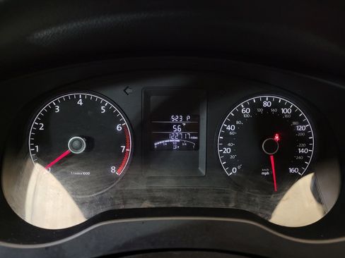 Used 2013 Volkswagen Jetta SE FWD image 23