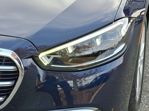 Certified 2022 Mercedes-Benz S 500 4MATIC image 9