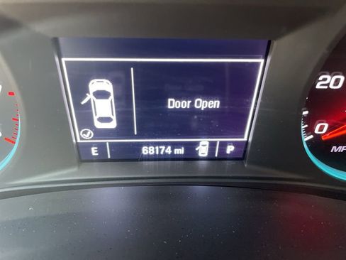 Used 2023 Chevrolet Malibu LT image 17