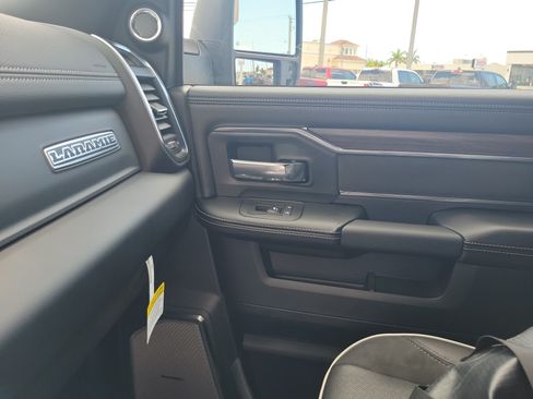 New 2026 RAM 3500 Laramie AWD/4WD image 20