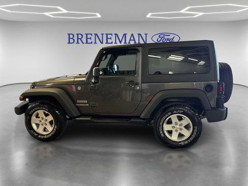 Used 2017 Jeep Wrangler Sport w/ Quick Order Package 24S AWD/4WD image 8