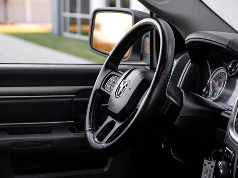 Used 2016 RAM 1500 Big Horn image 22