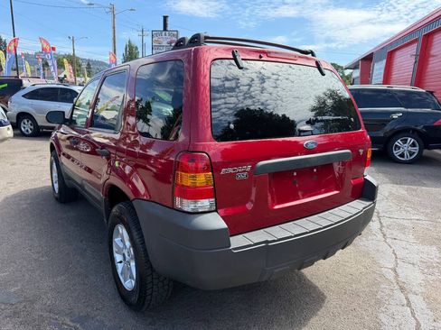 Used 2006 Ford Escape XLT image 6